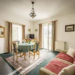 Haus Alpenruhe Daire Bad Reichenhall