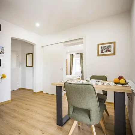 Haus Alpenruhe Lägenhet *