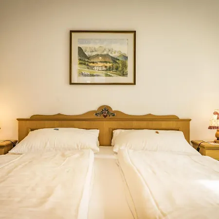 Haus Alpenruhe Apartmán *