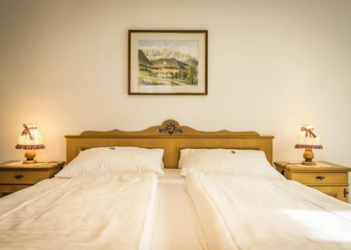 Haus Alpenruhe Apartamento *